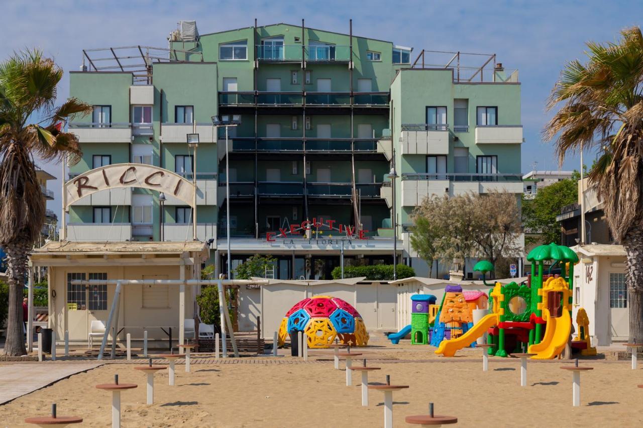 Hotel Executive La Fiorita Rimini Luaran gambar