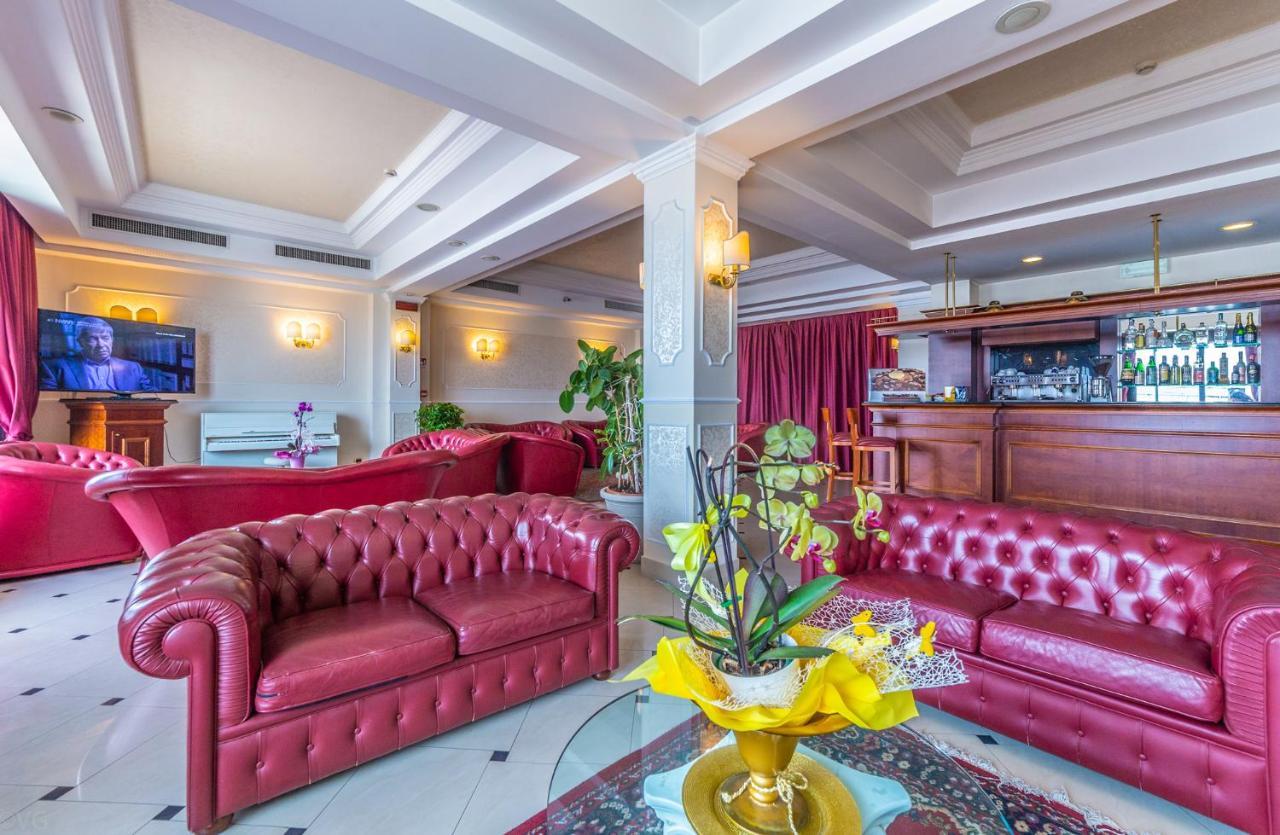 Hotel Executive La Fiorita Rimini Luaran gambar