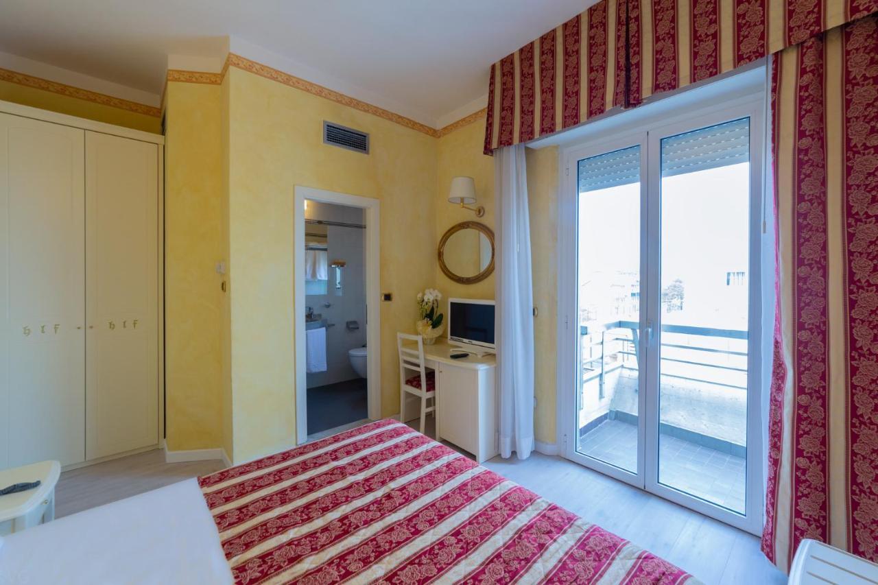 Hotel Executive La Fiorita Rimini Luaran gambar